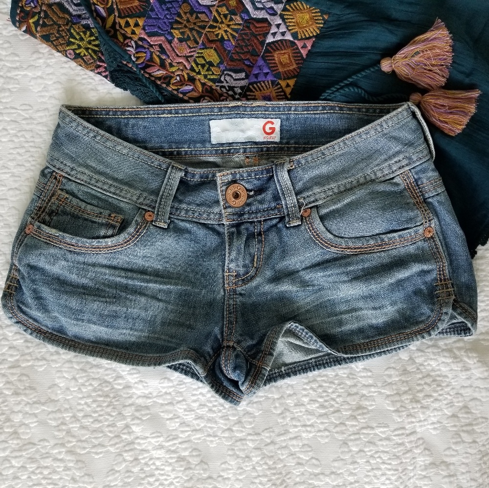 Vintage Guess Women's Denim Jean Shorts - Blue Light Wash